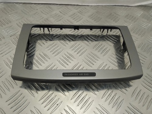 VW PASSAT B6 3C2 Dekoration des Navigationsbildschirms 3C0858069M 1.90 12610557