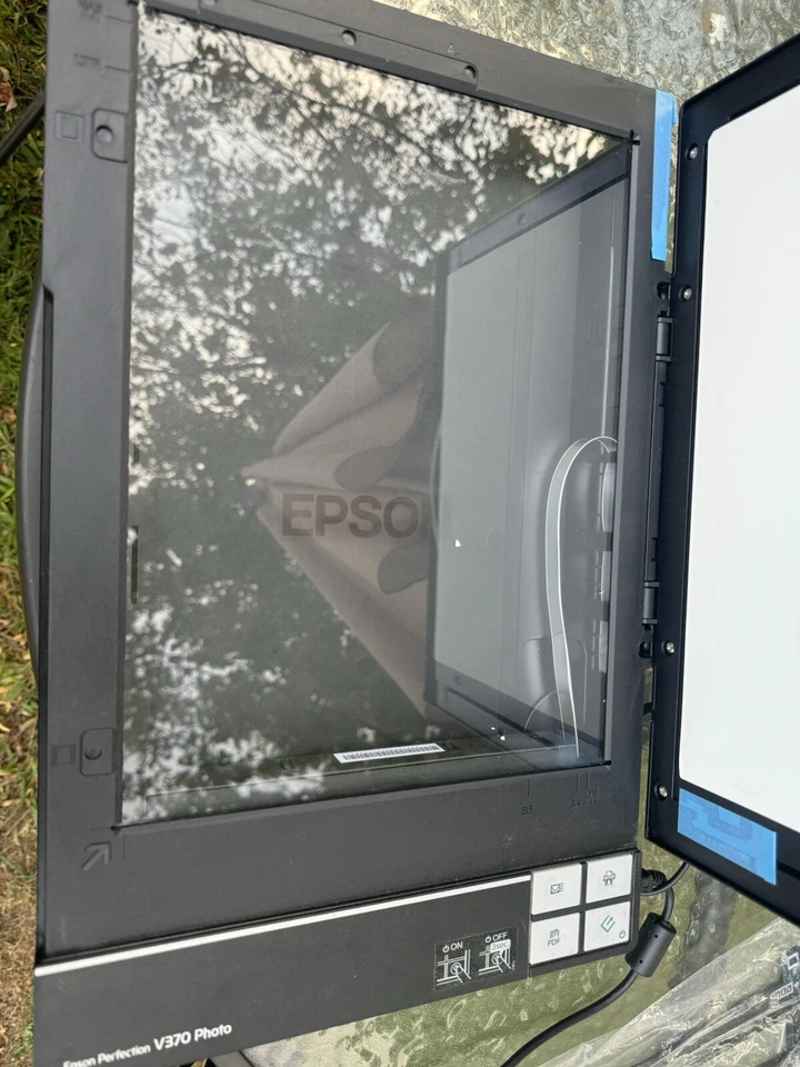 Epson Perfection V330 Scanner Photos Documents Win 10 11 A4 Book New Open Box - Image 3 of 4