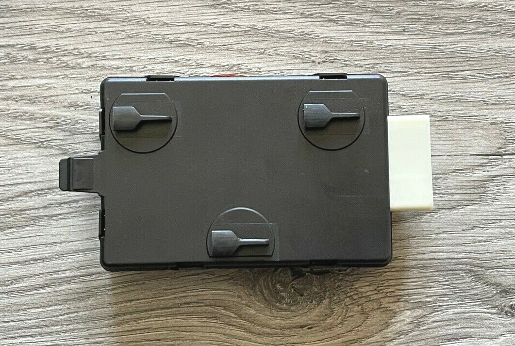 Mercedes Benz Sunroof Control Module, PART# 1679006613