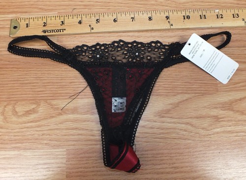 Vintage Bed of Roses Red & Black 34C / M Lingerie With Stockings! **READ** - 第 7/11 張圖片