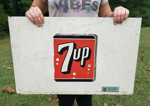 vintage 7 up machine