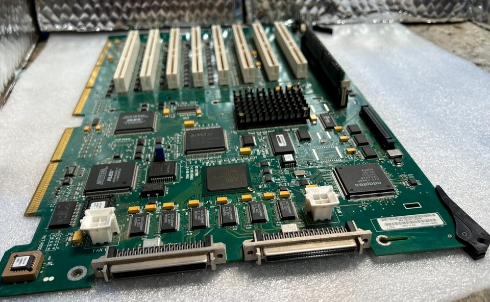 HP NET SERVER LH3000 I/O BOARD ULTRA3 SCSI - P1178-60001/P1178-63001/P1178-69001 - Image 2 of 4