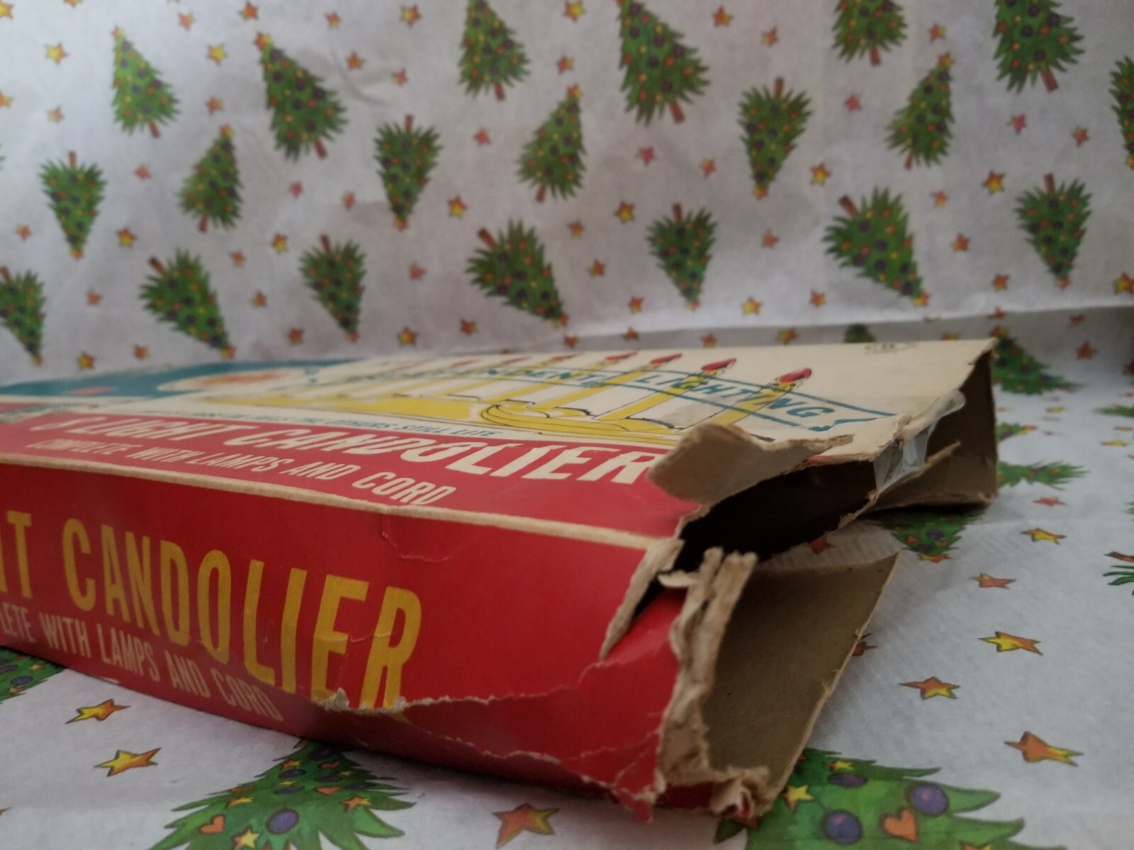 Vintage Christmas 8 Light  Candolier Original Box