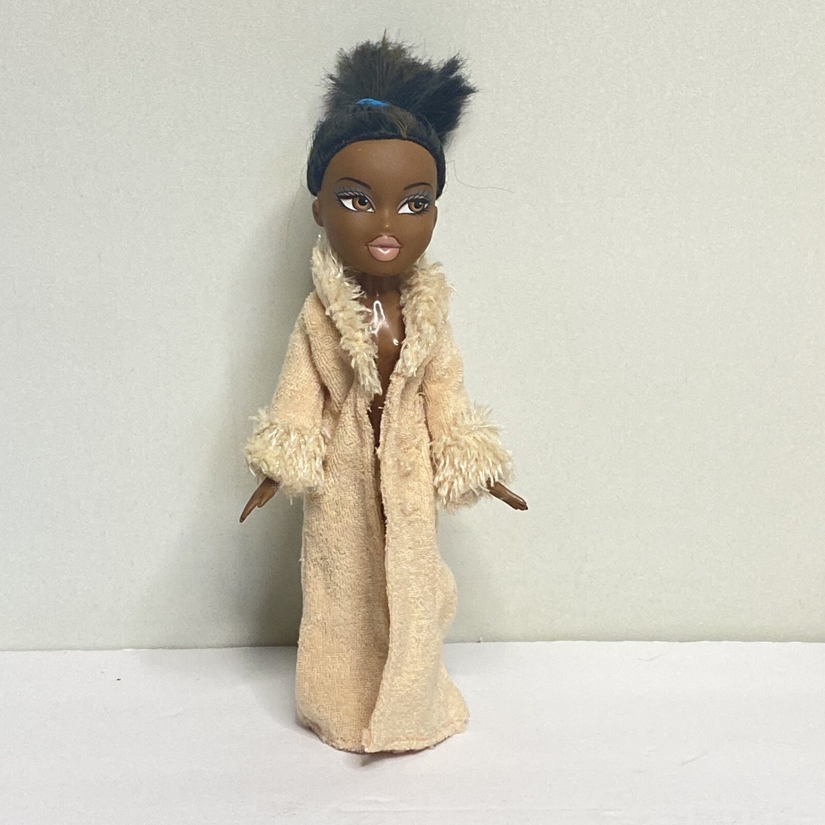 Bratz Slumber Party Sasha Nude Doll with Bathrobe HAIR CUT