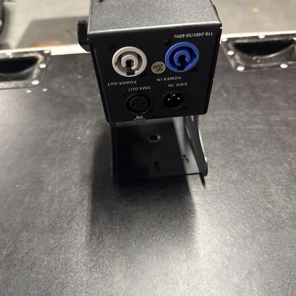 Blizzard Lighting RokSpot RGBW 15W 4-in-1 RGBW LED Pin Spot - Image 3 of 4