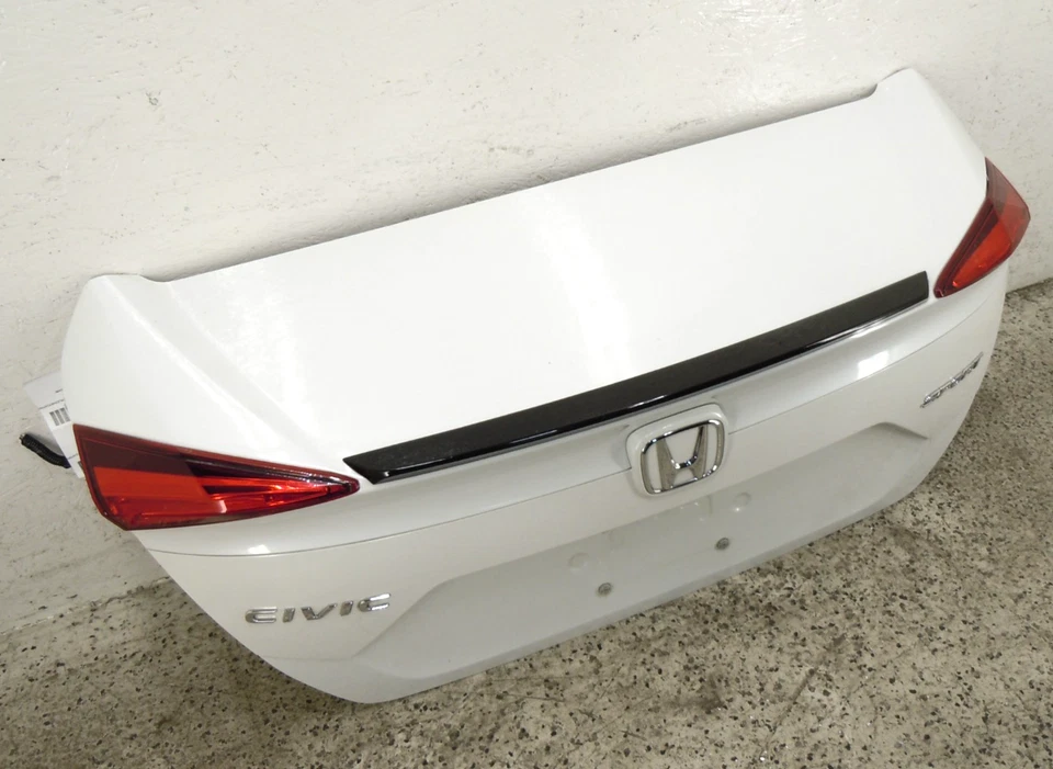 Tapa de la cubierta del maletero trasero Honda Civic Sedán 16-21 con cámara trasera y alerón OEM NH883P Foto 2 de 4