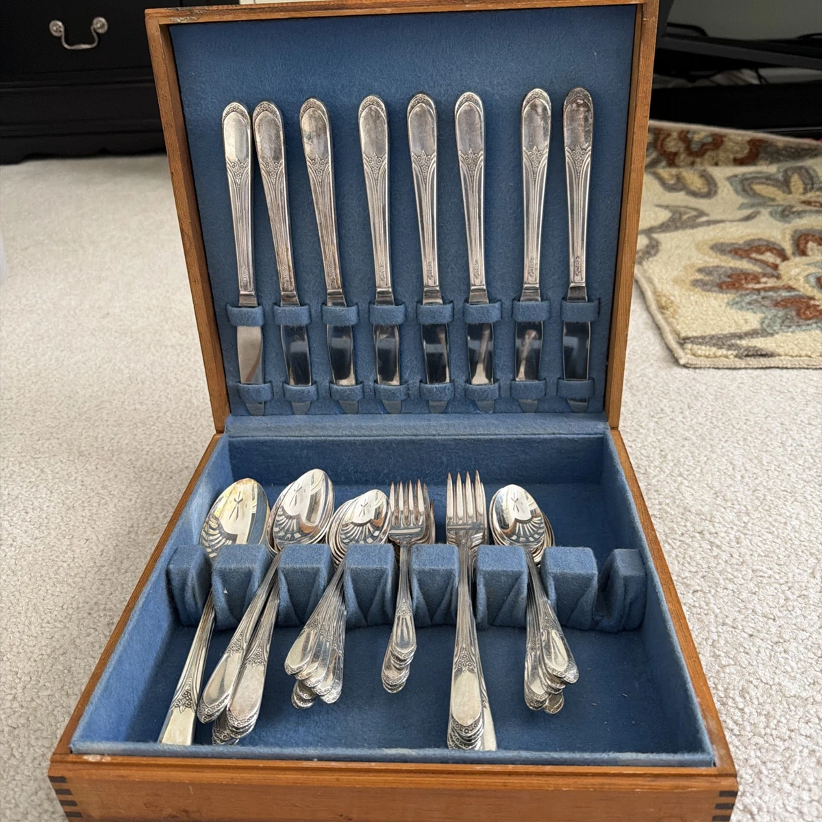 Wm. Rogers & Son Flatware-Set Antique US Silver-Plated Flatware
