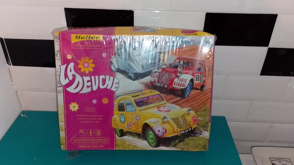 Revell 05663 - Coffret cadeau James Bond Citroen 2 CV 1/24