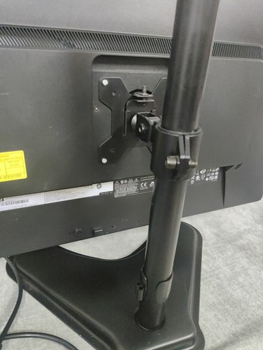 HP EliteDisplay E271i 27-Inch LED Monitor with Stand - Picture 14 of 15