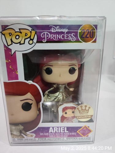 Funko POP Disney Princess Arielle Gold Gown Shop Exclusive #220 w Pin & Protector