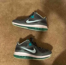 Size 9 (NEED SOLE REPAIR) Nike Lebron 9 Low Easter Basketball Sneakers