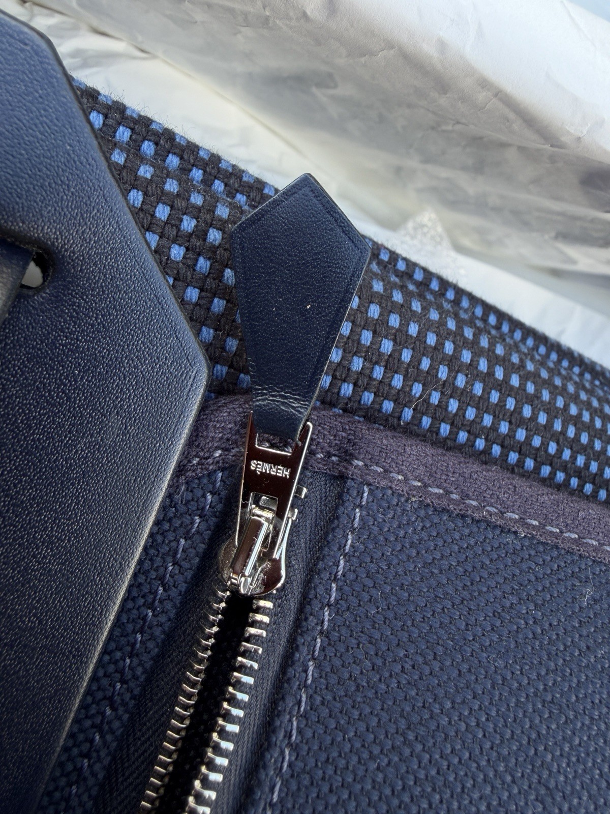 Hermes Herbag Zip 31 bag NOIR-NOIR-EGEE/INDIGO image 10