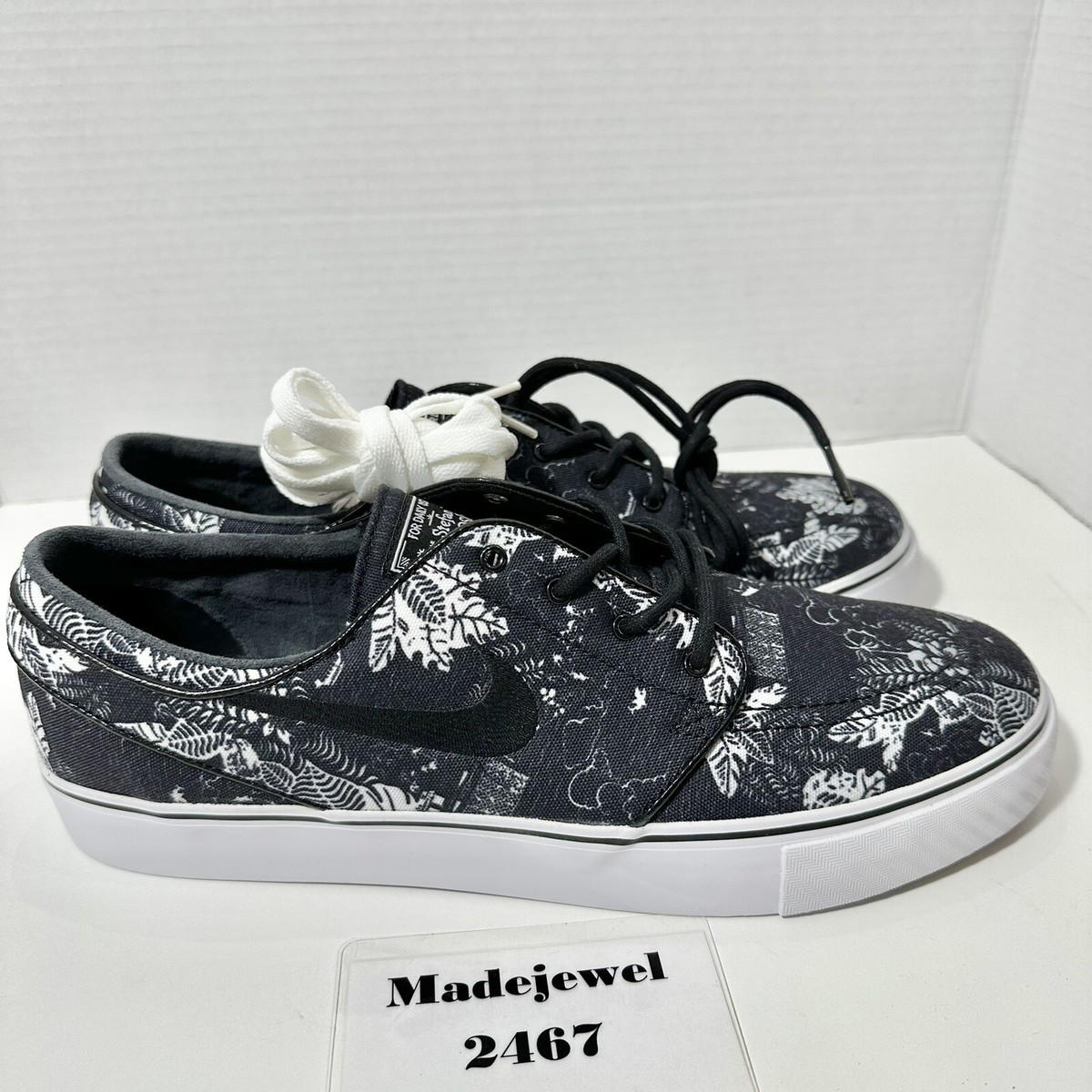 Nike Zoom Stefan Janoski 29.0 花柄 Nike Zoom Stefan Janoski 'Digi-Floral'. Nike SNKRS
