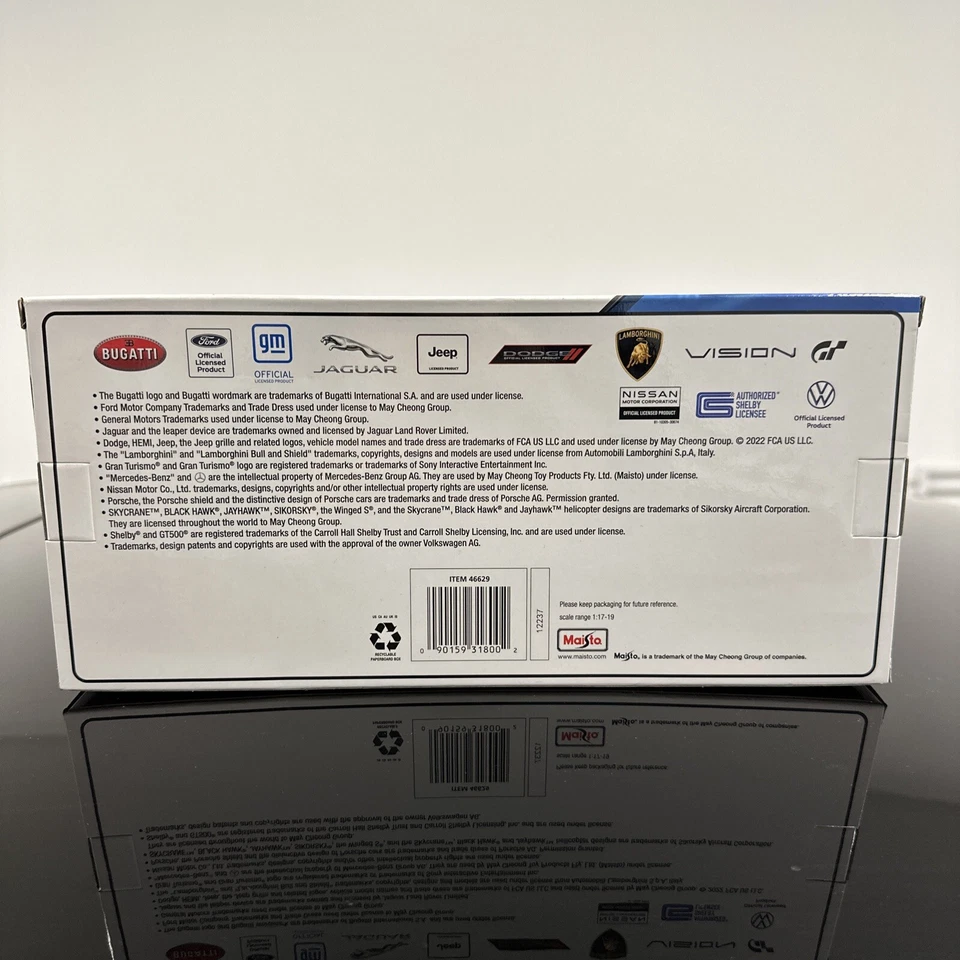 Lamborghini Countach lpi 800-4 Edición Especial Diecast Maisto Modelo 1:18 Blanco Foto 3 de 3