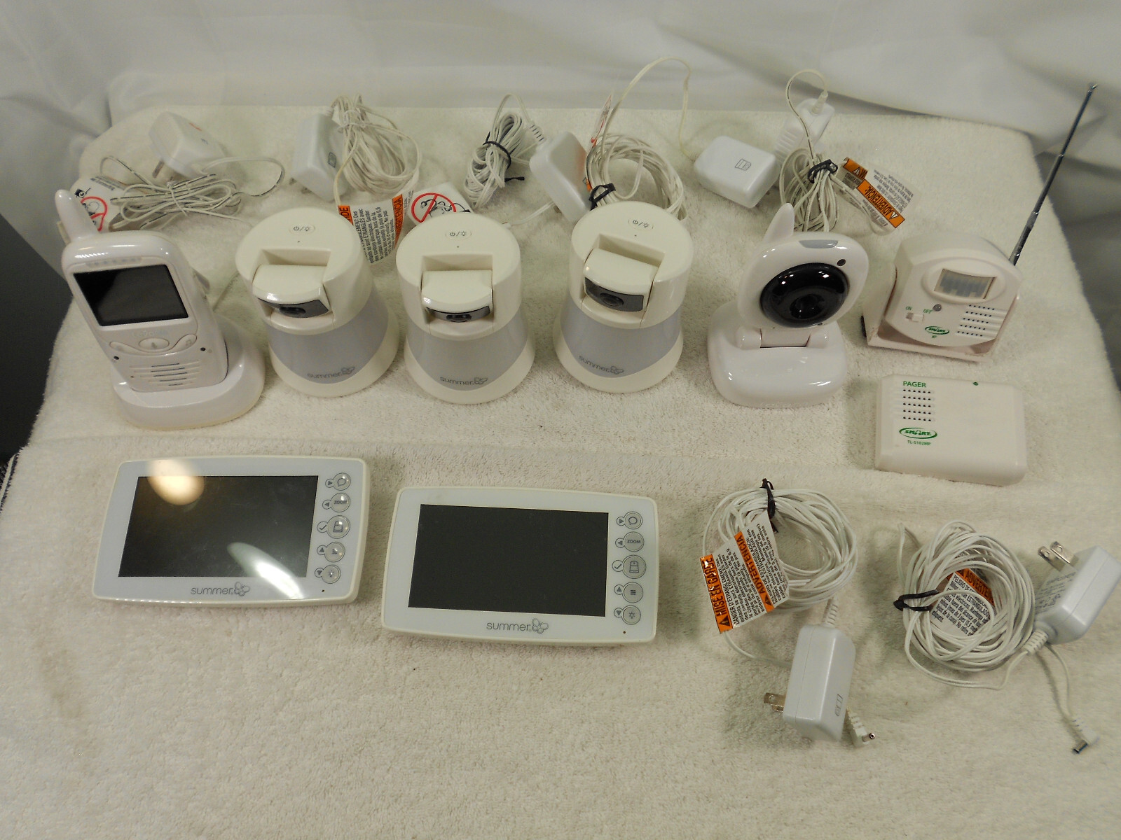 BABY MONITOR SYSTEMS - WATCH KIDS & SENIORS - COLOR CAMERAS & MOTION DETECTION !-image