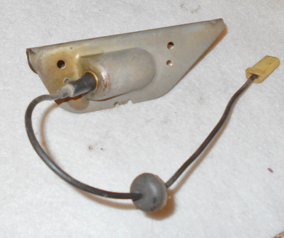 GM Chevrolet Pontiac Oldsmobile 1961 1962 Buick original licencia trasera luz carcasa Foto 3 de 3