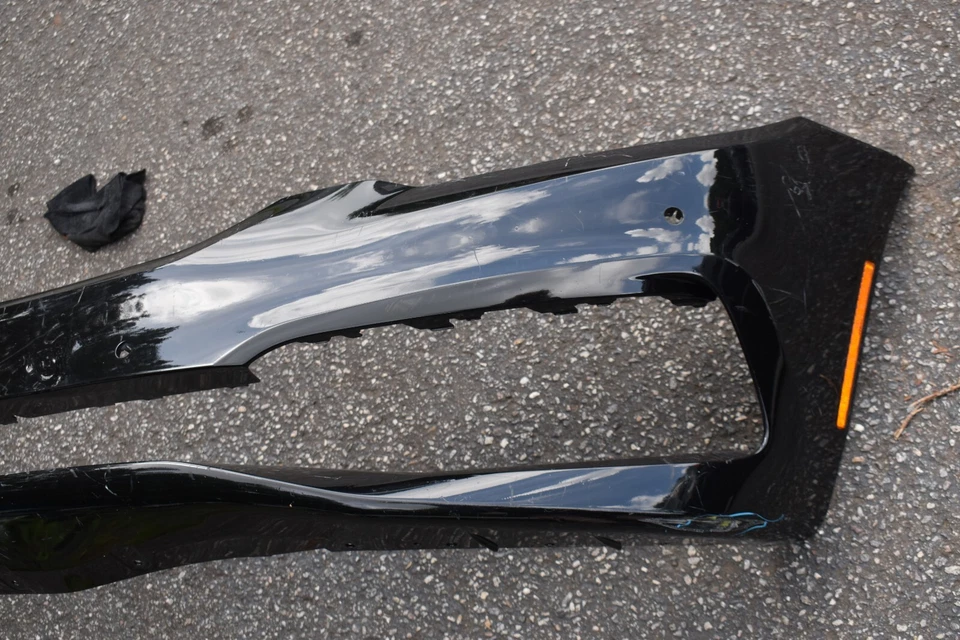 BMW 530I 540I FRONT BUMPER 2017-2020 OEM 5111 727 584 11 Foto 4 de 4