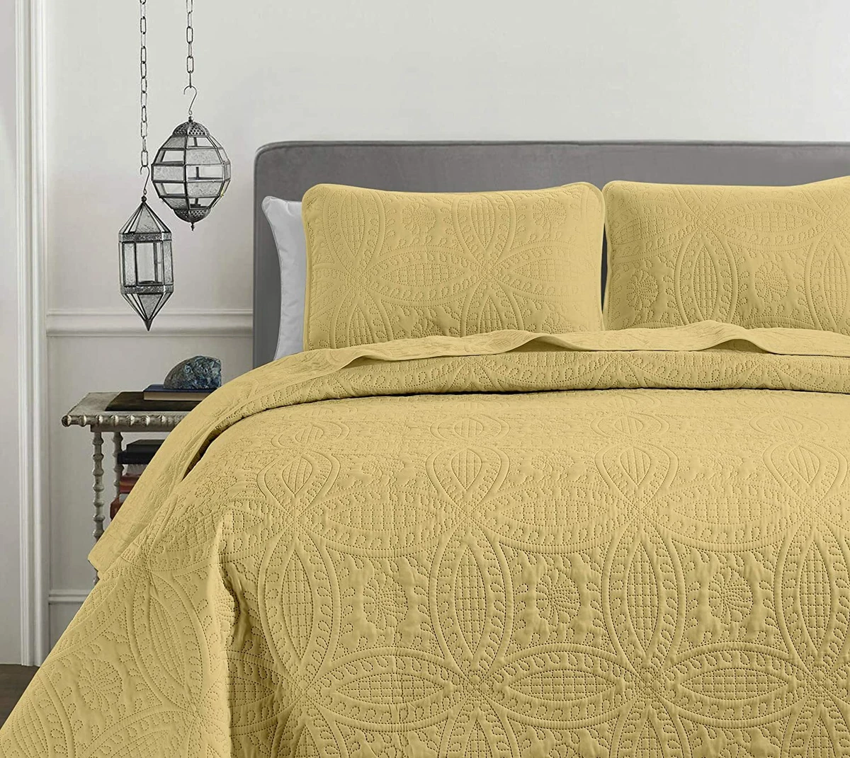 Yellow bedspread queen deals