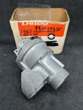 NOS 1963 OLDSMOBILE 88 & 98 IGNITION SWITCH 1116633 D1438 DELCO REMY 