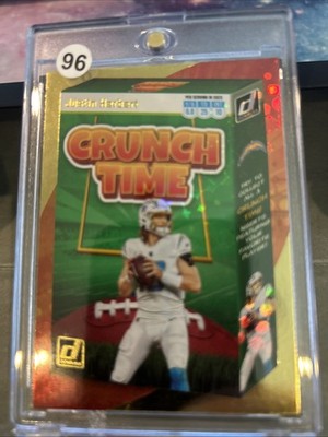 2023 Panini Donruss Crunch Time Justin Herbert #CT-2 Holo Gold