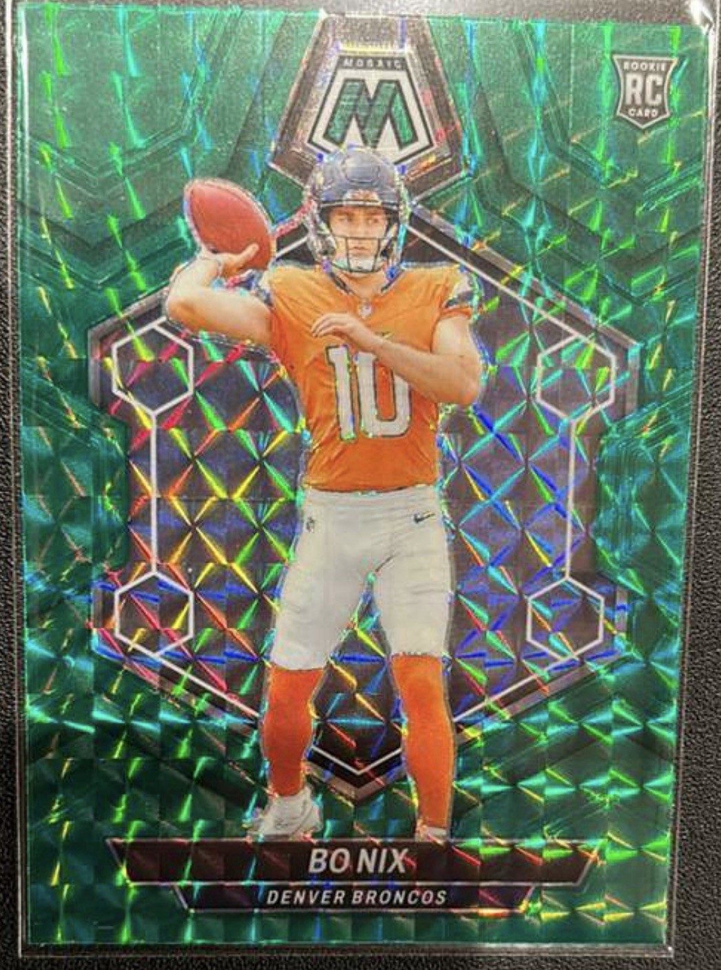 2024 Panini Mosaic - Rookies Bo Nix #312 Green Mosaic Prizm (RC)