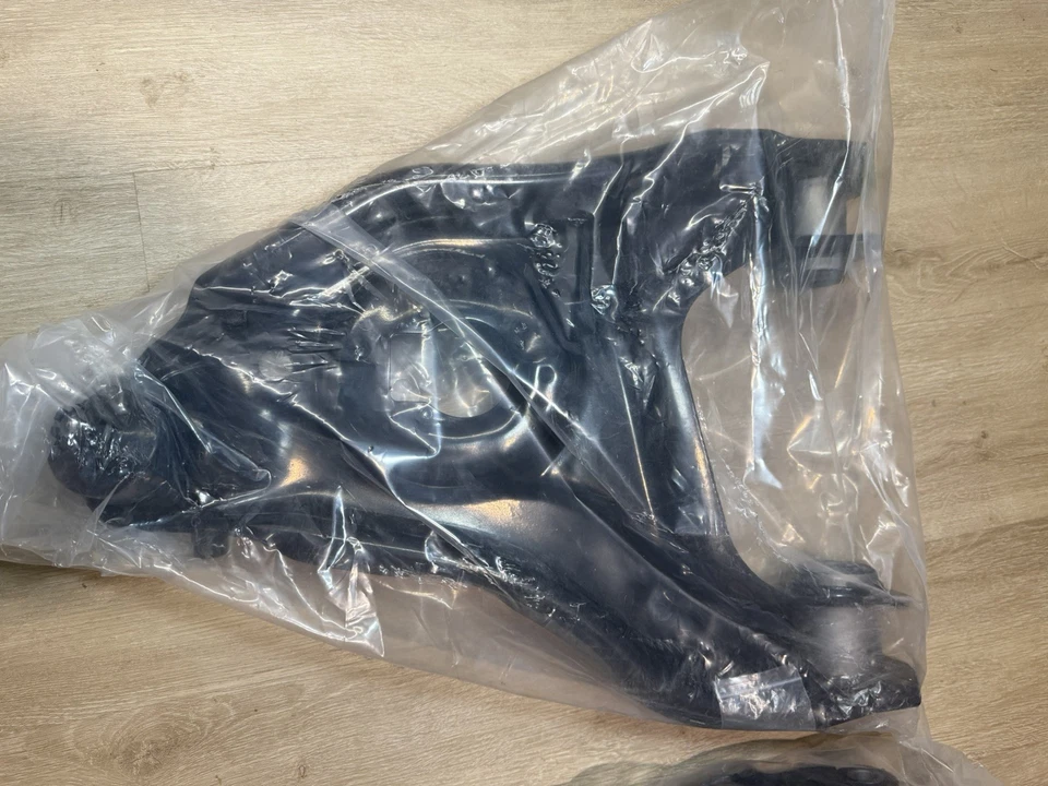 2x Front Left+Right Lower Control Arms Suspension For 1997-2003 Ford F-150 RWD - Image 3 of 4