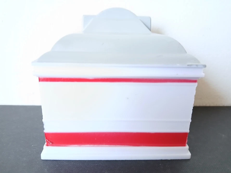 Cobblestone Corners 2025 Christmas Village DINER Building-NEW FOR 2025! - Image 2 of 4