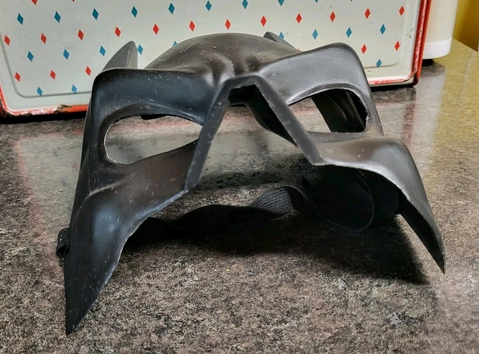 Media máscara vintage Rubie's The Dark Knight Batman adulto años 90 excelente estado Foto 2 de 4