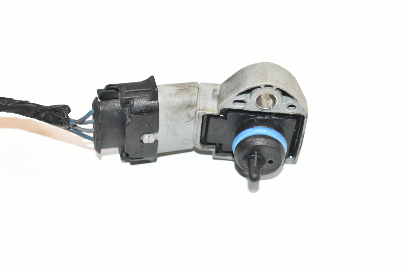 0816 Volvo XC70 Fuel Pressure Sensor 09 10 11 12 13 14 15 0261230238 eBay