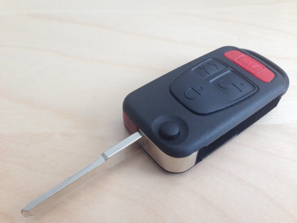 Chrysler Crossfire 2004-2008 llave abatible mando a distancia estuche 4 botones con instrucciones Foto 4 de 4