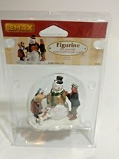  LEMAX VILLAGE COLLECTION 2005 OUR SNOWMAN #52088 POLY RESIN FIGURINE