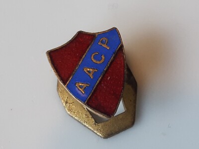 Insigne Boutonnière émaillé – Sport, Football, Rugby, Cyclisme – France
