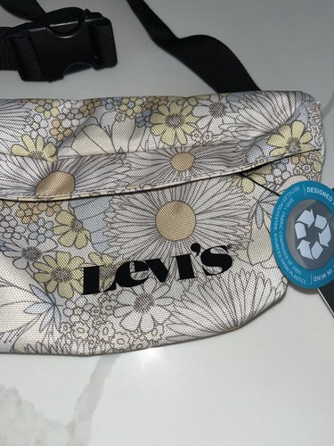 Levi's Fanny Pack Stampa Floreale - Borsa a tracolla con zip grafica - Foto 2 di 5