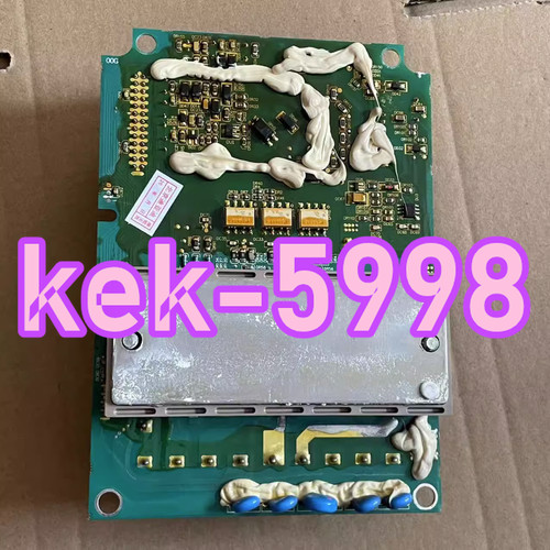 1PC Gebraucht VFD-B Series 0.75 1.5 2.2KW Board VFD015B/022B43A Mainboard #CZ
