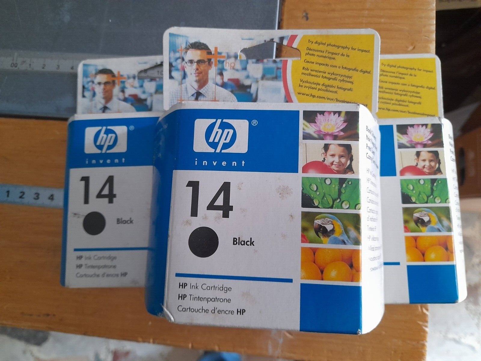 HP 14 Black Original Ink Cartridge New Sealed Expired  -image