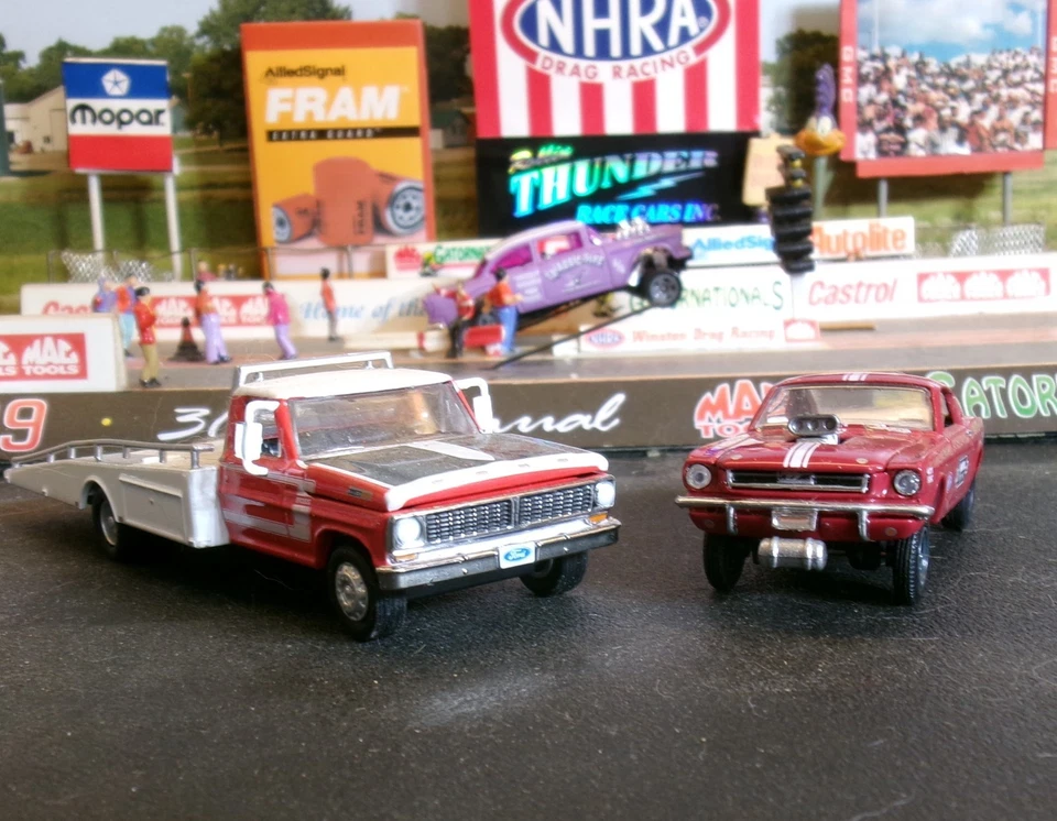 Ford Mustang NHRA Gasser 1965 con Ford F-350 1970 combo de transporte para carros como nuevo suelto Foto 3 de 4