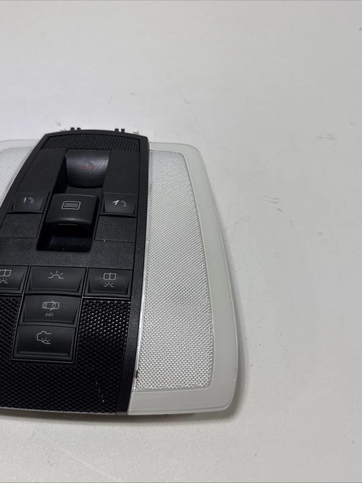 Lámpara de luz domo superior negra 10-17 Mercedes C350 E350 GLK350 2048201923 OEM Foto 4 de 4