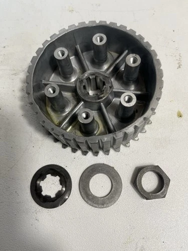 HUB, CLUTCH SLEEVE
