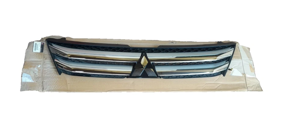 Оригинальная передняя решетка для Mitsubishi Eclipse Cross 2018–2020 годов от оригинального производителя 7450B505 - Изображение 4 из 4