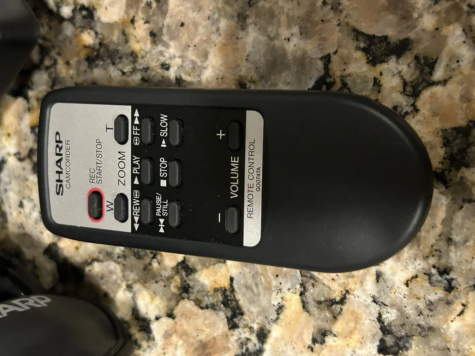 Vintage Sharp Viewcam Camcorder VL-H860U 8mm VCR Camera Video Transfer w Remote - Image 4 of 4