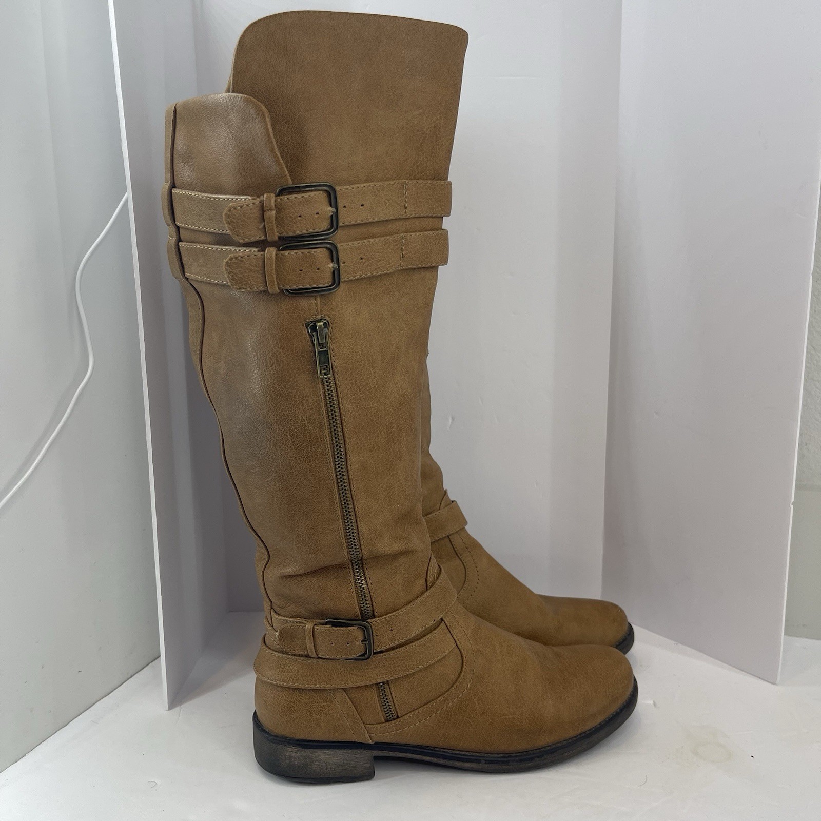 BareTraps Sheela Knee-High Boots 10M Cognac Brown Zip Buckle Riding Biker