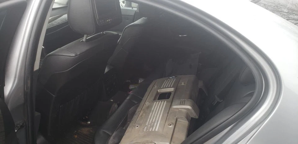 Driver Left Grille Upper Bumper Mounted Fits 06-10 BMW 550i 2857900 Foto 4 de 4