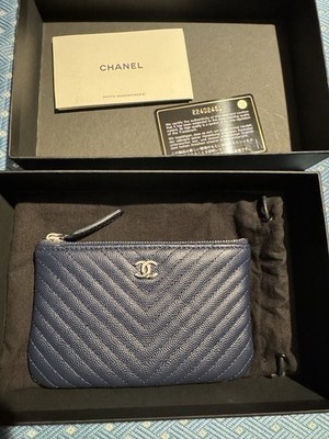 Chanel O Case Chevron