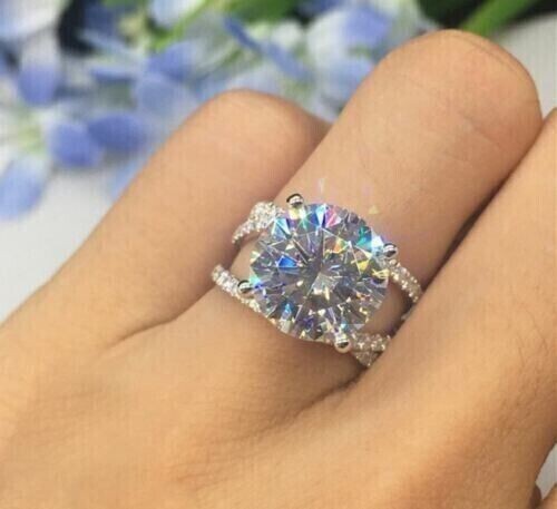 ANILLO DE BODA SOLITARIO DE DIAMANTES DE CORTE REDONDO CREADO EN LABORATORIO DE 3 QUILATES ENCHAPADO EN ORO BLANCO 14K - Imagen 1 de 6