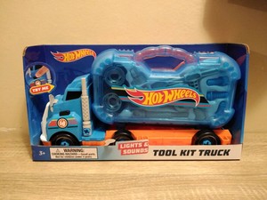 hot wheels tool box