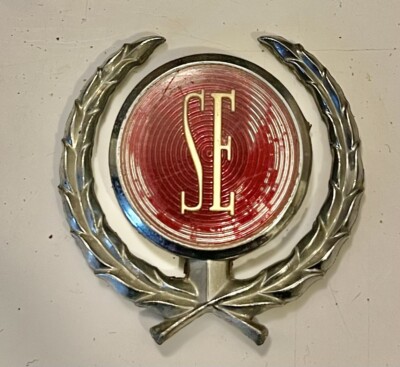 Vintage OEM Mopar Dodge Charger Chrysler Valiant SE Wreath Badge Emblem Logo