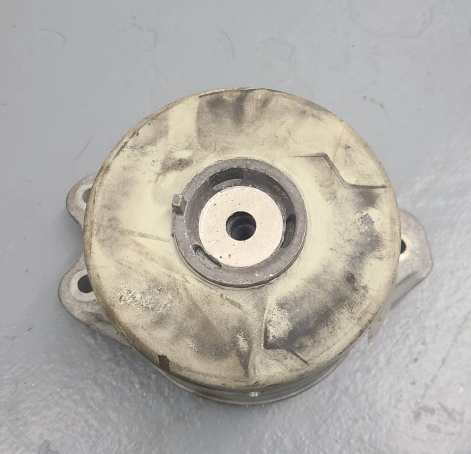 2016 2017 Mercedes Benz Glc300 Engine Right Motor Mount, Part# A2132401700, Oem - Image 2 of 4