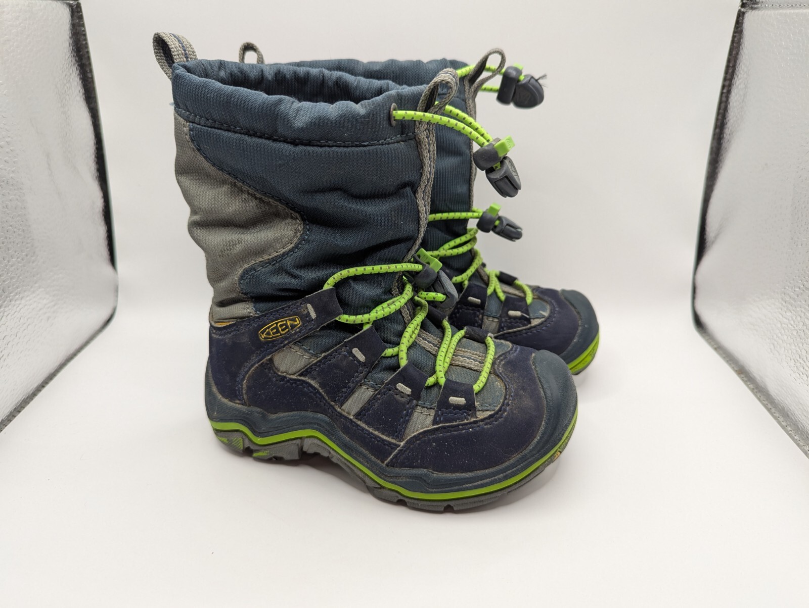 Stivali impermeabili Keen Winterport II nero giallo bambini US 8