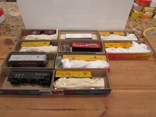 HO Scale Roundhouse Assorted Freight Cars Kits 10 Lot 1992