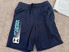 Boys size youth medium  10/12 Under Armour shorts, EUC